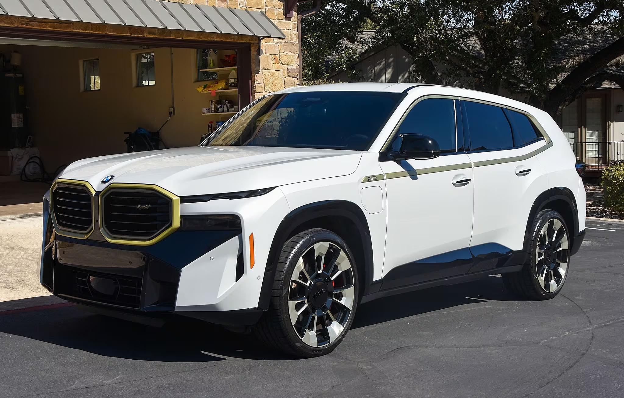 2024 BMW XM