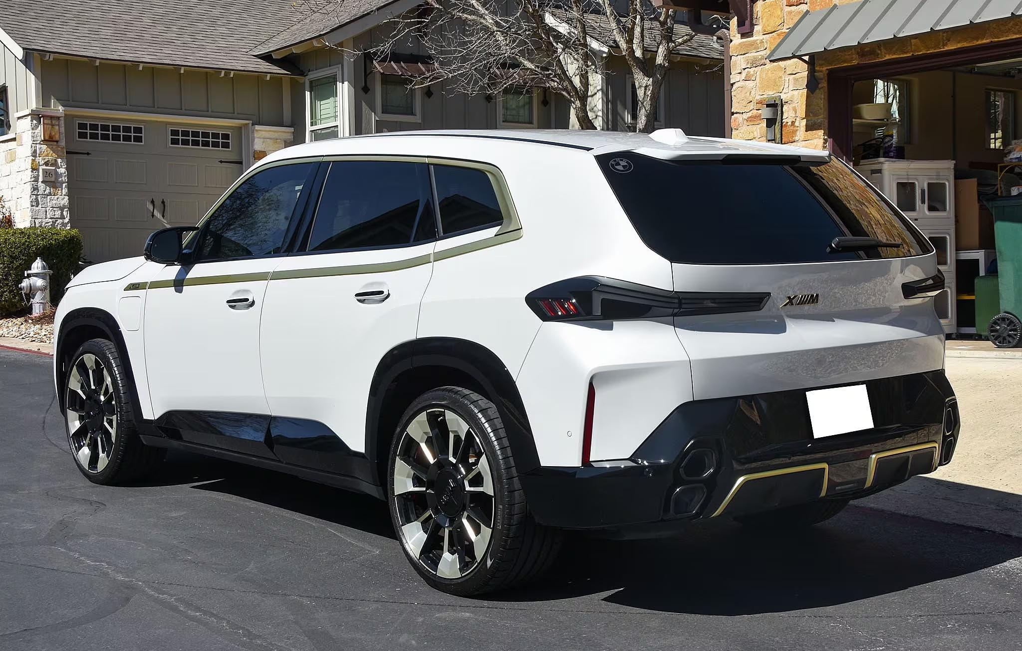 2024 BMW XM