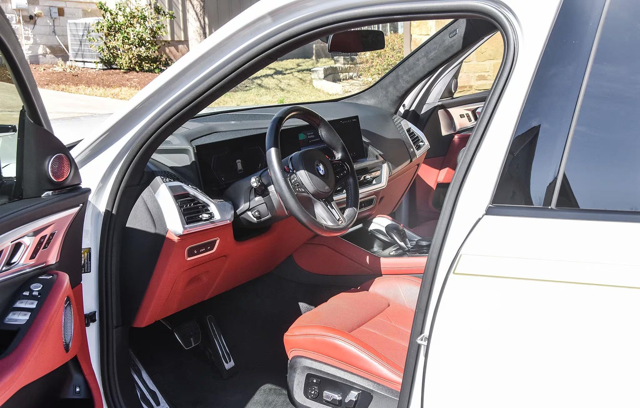 2024 BMW XM