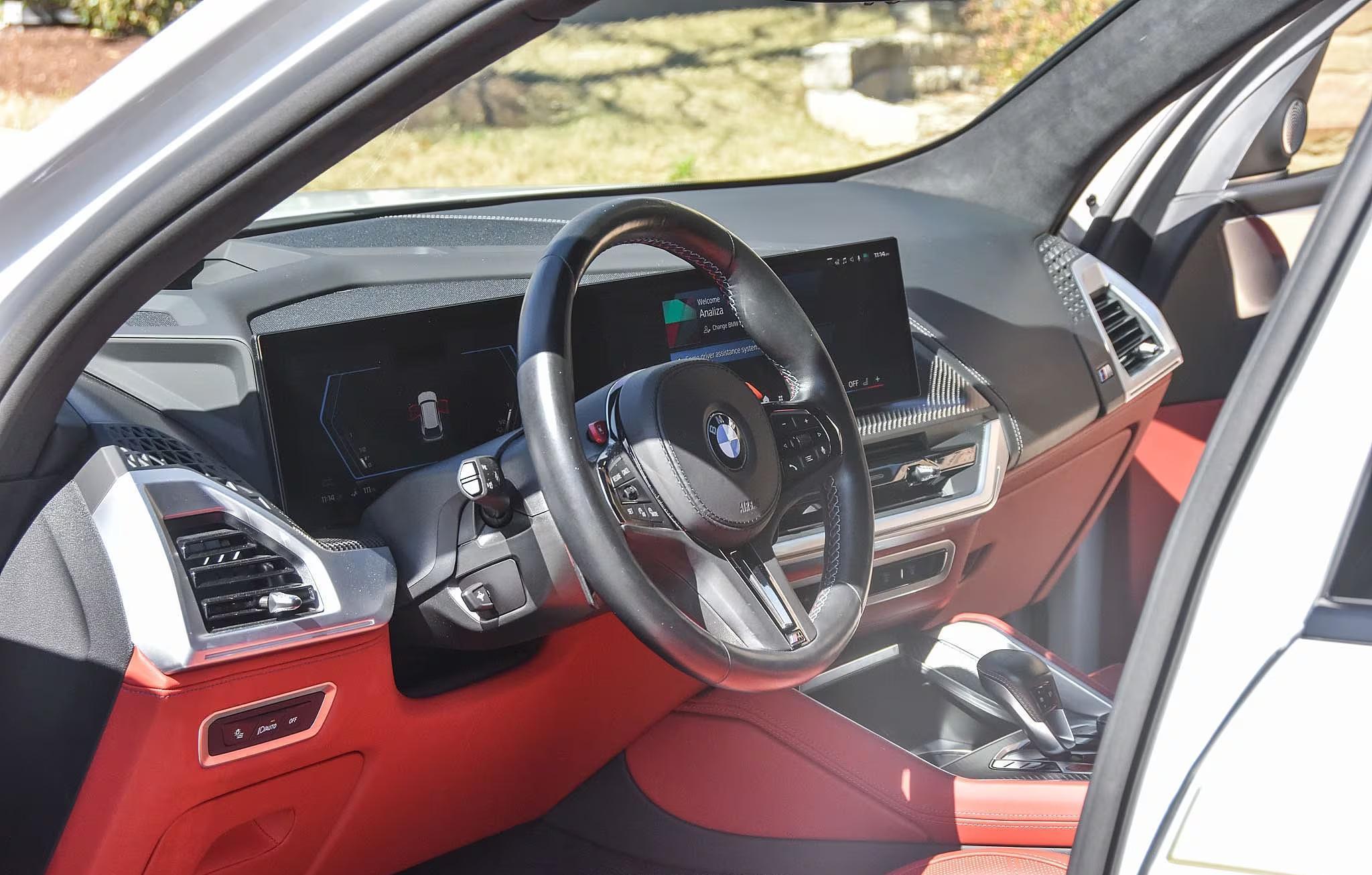 2024 BMW XM