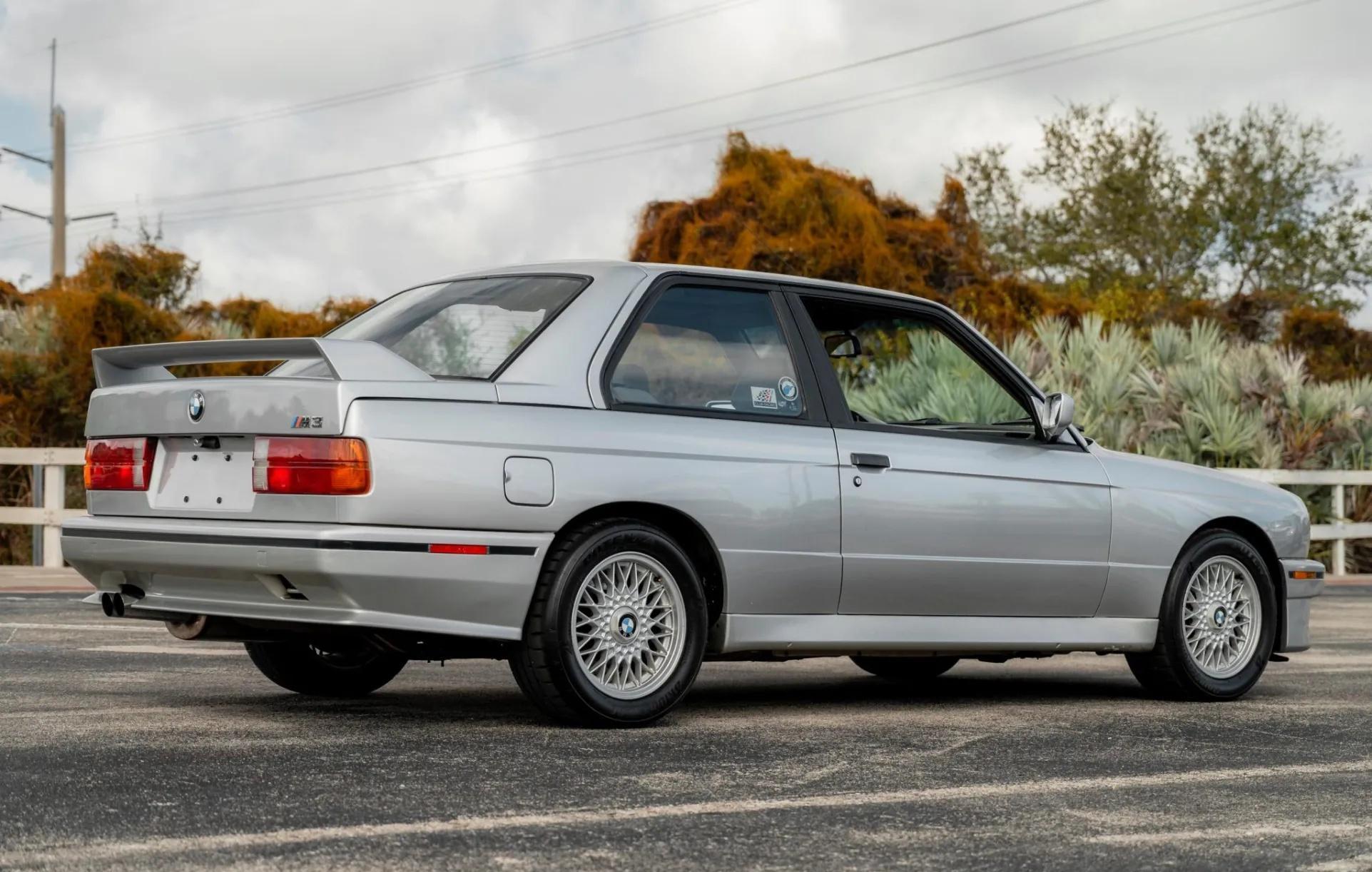 1990 BMW M3