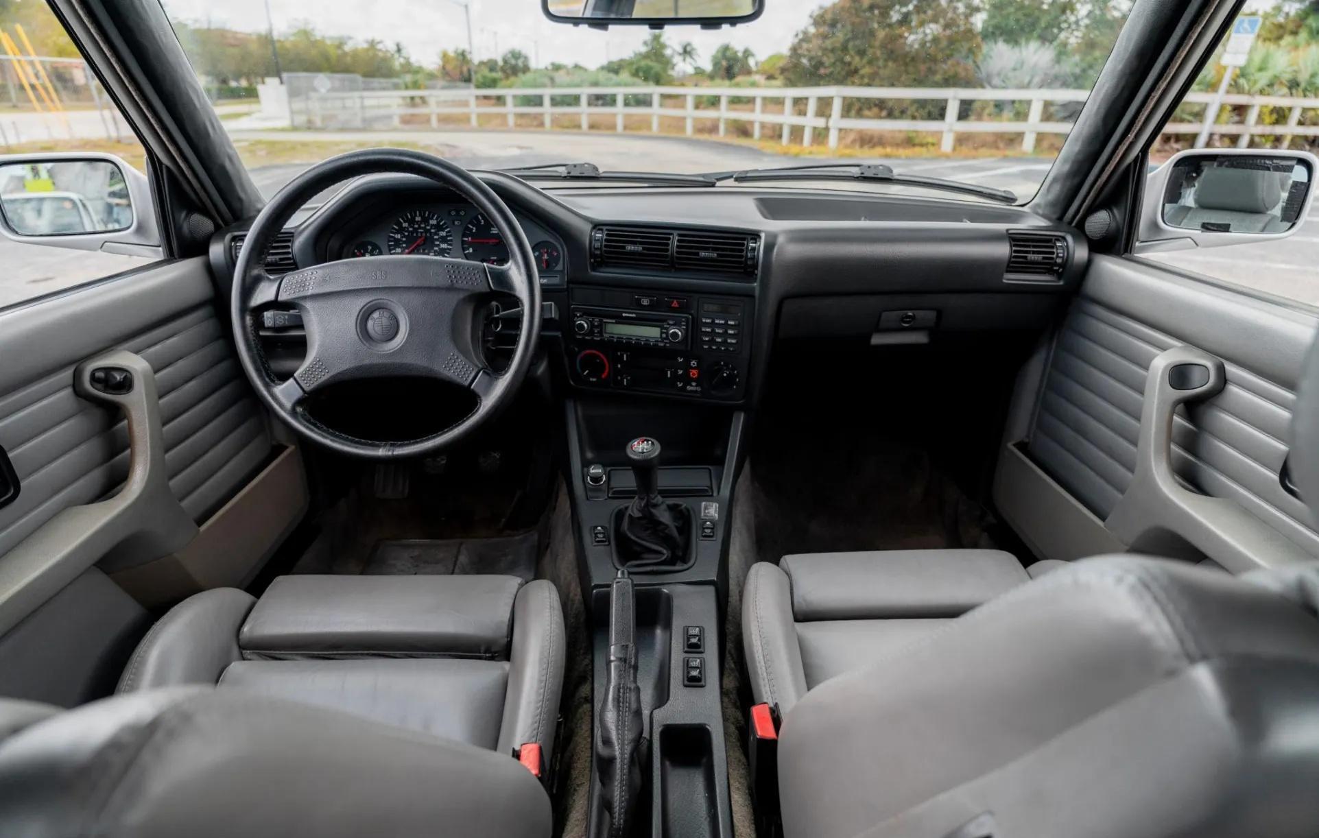 1990 BMW M3