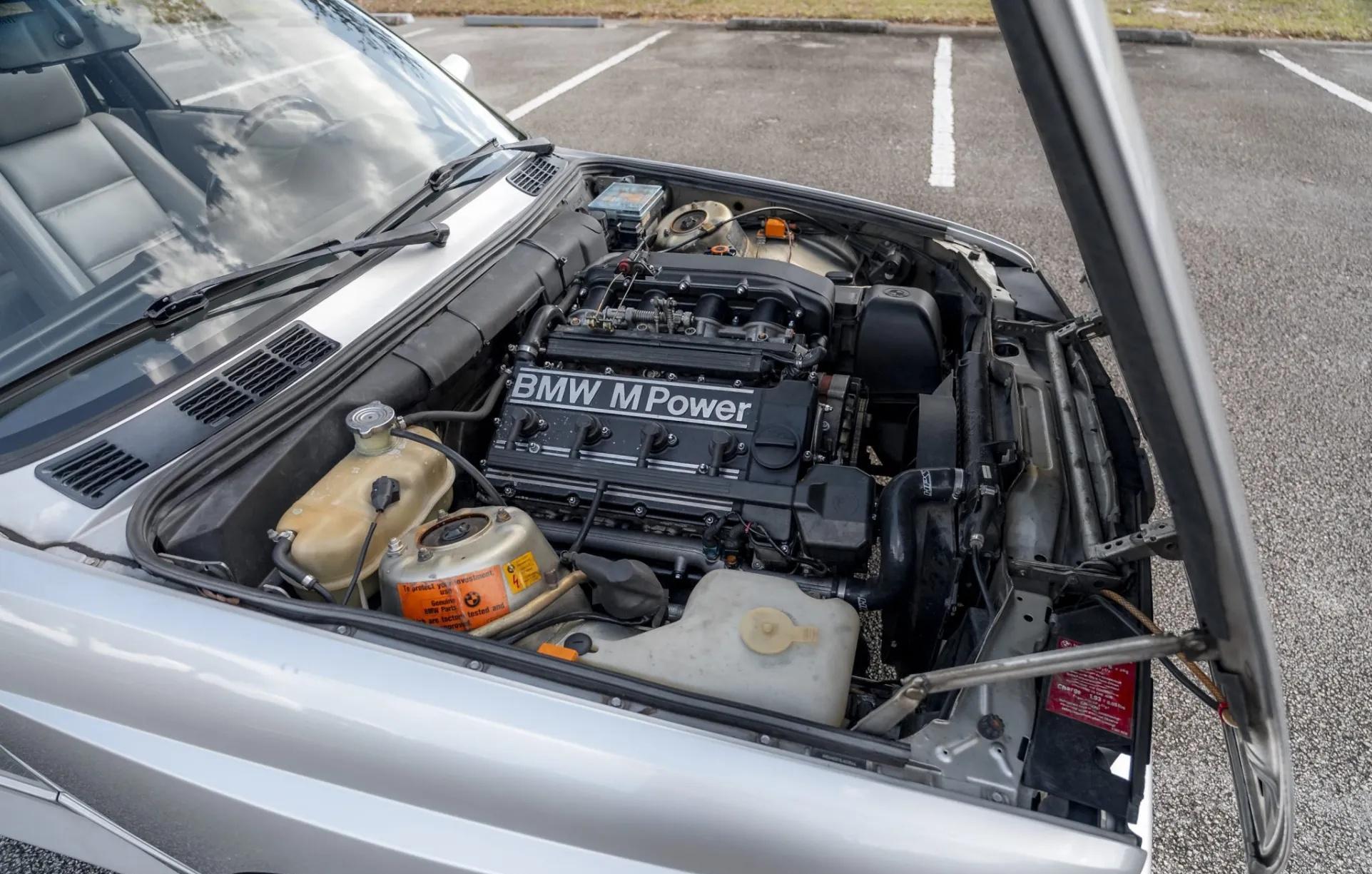 1990 BMW M3