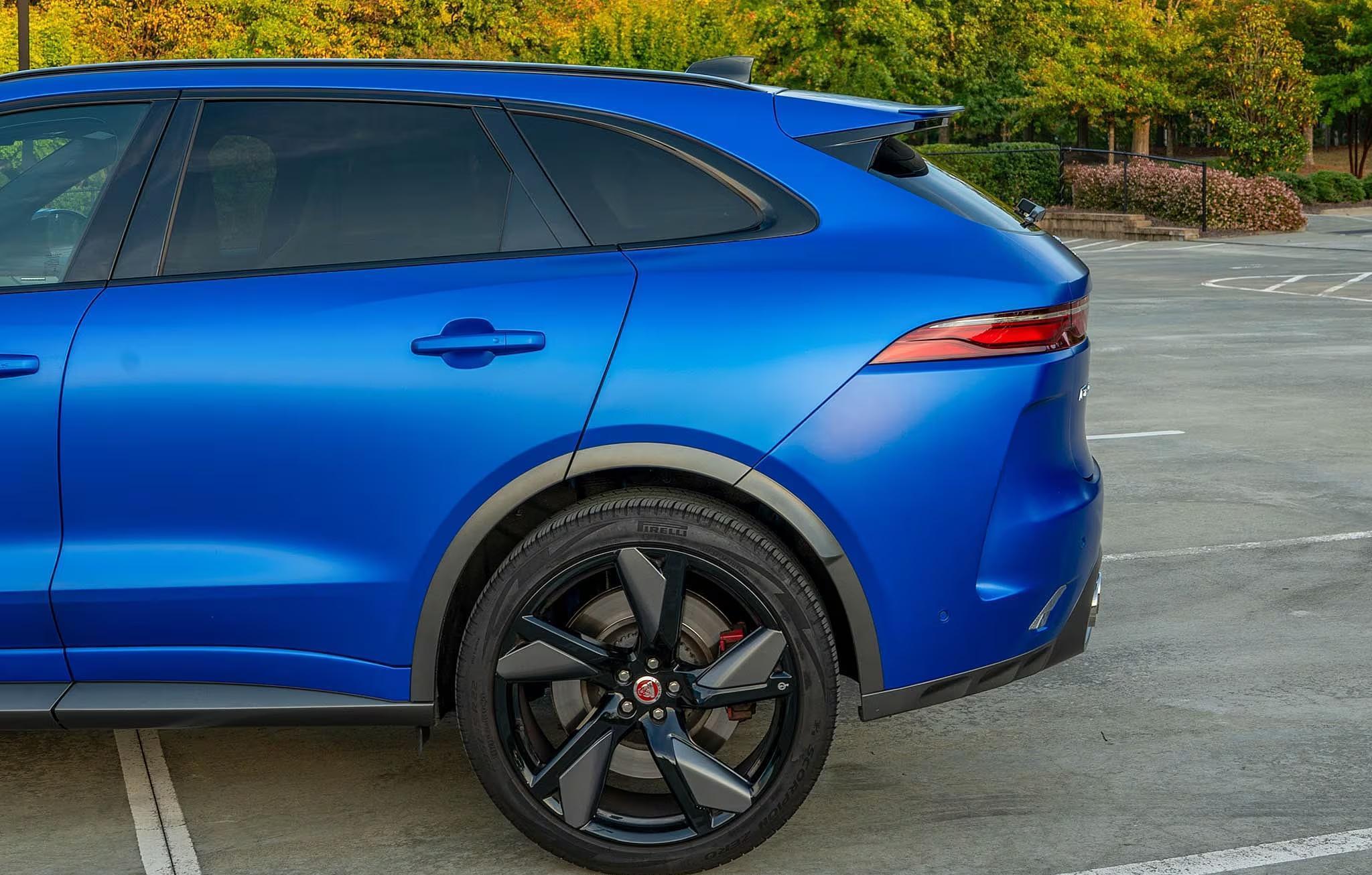 2021 Jaguar F-Pace SVR