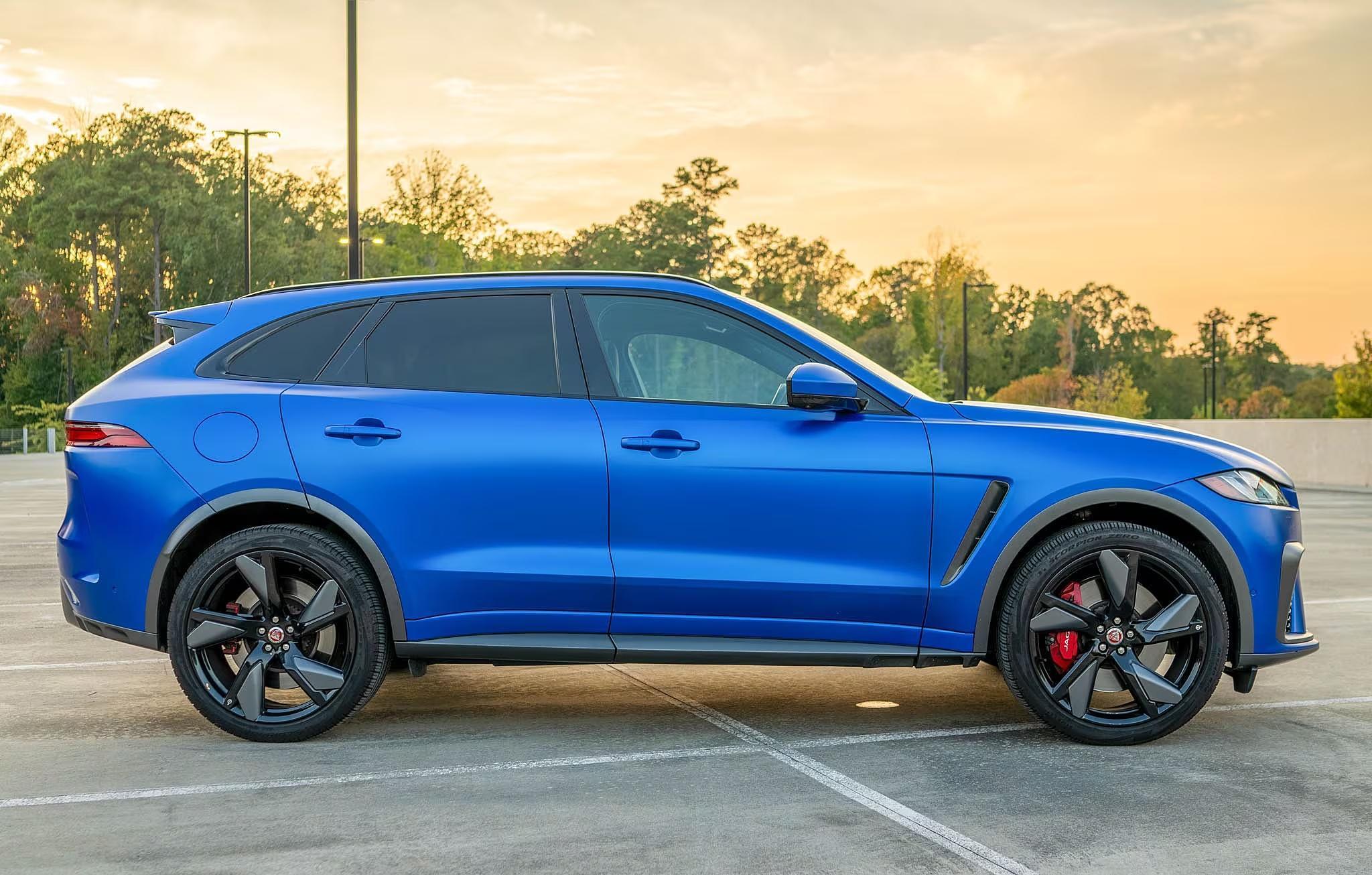 2021 Jaguar F-Pace SVR