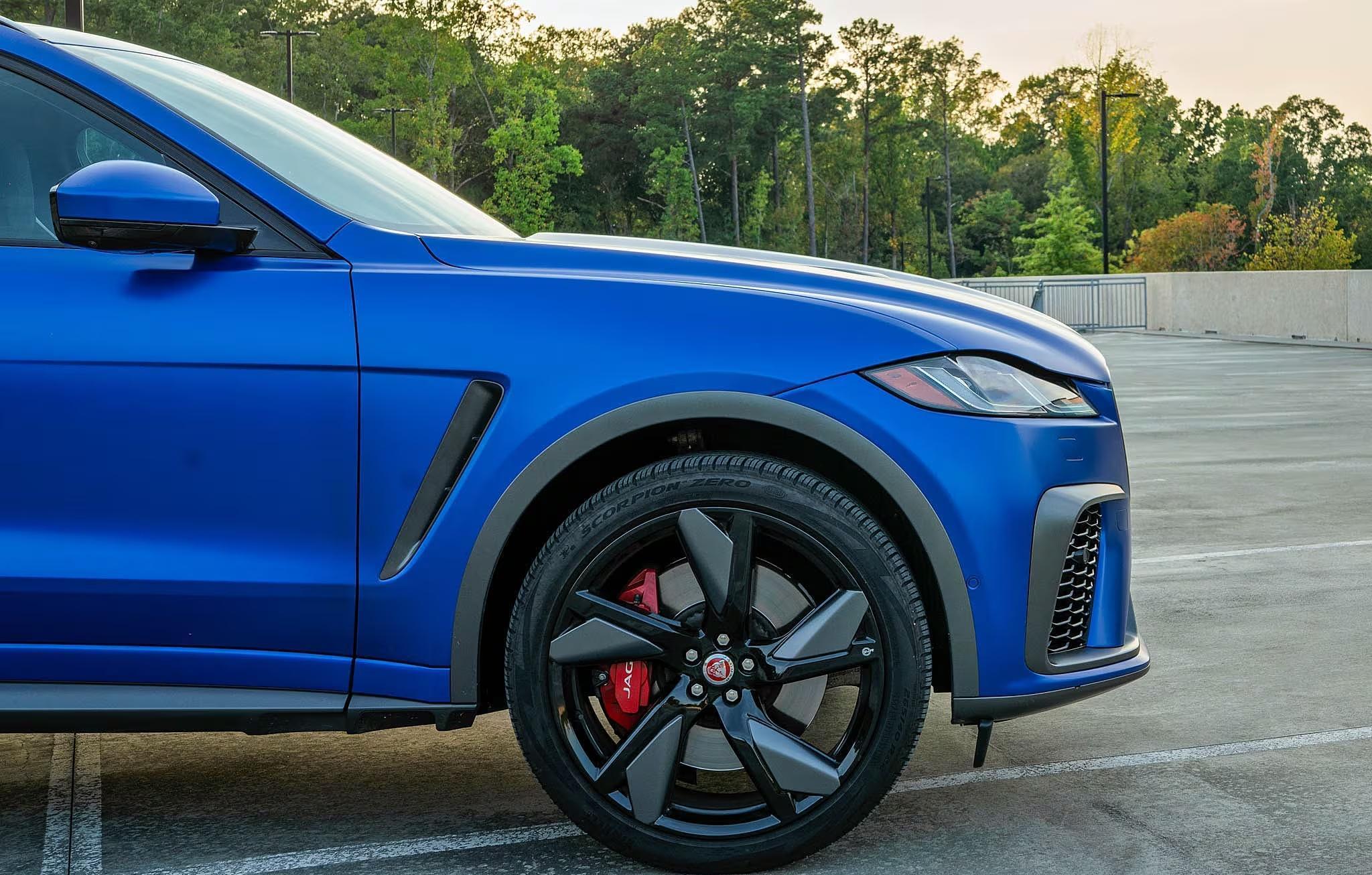 2021 Jaguar F-Pace SVR