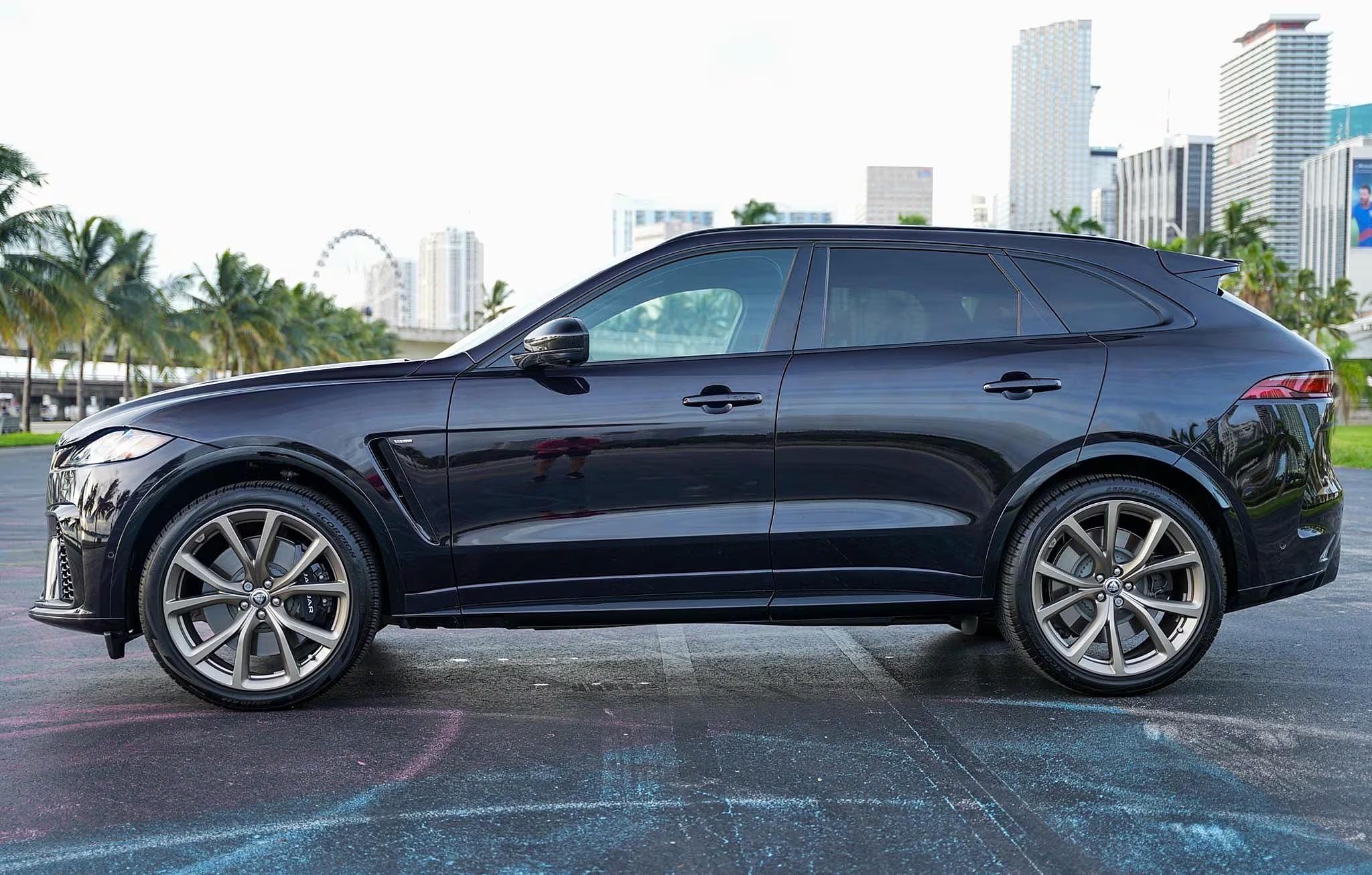 2023 Jaguar F-Pace SVR Edition 1988