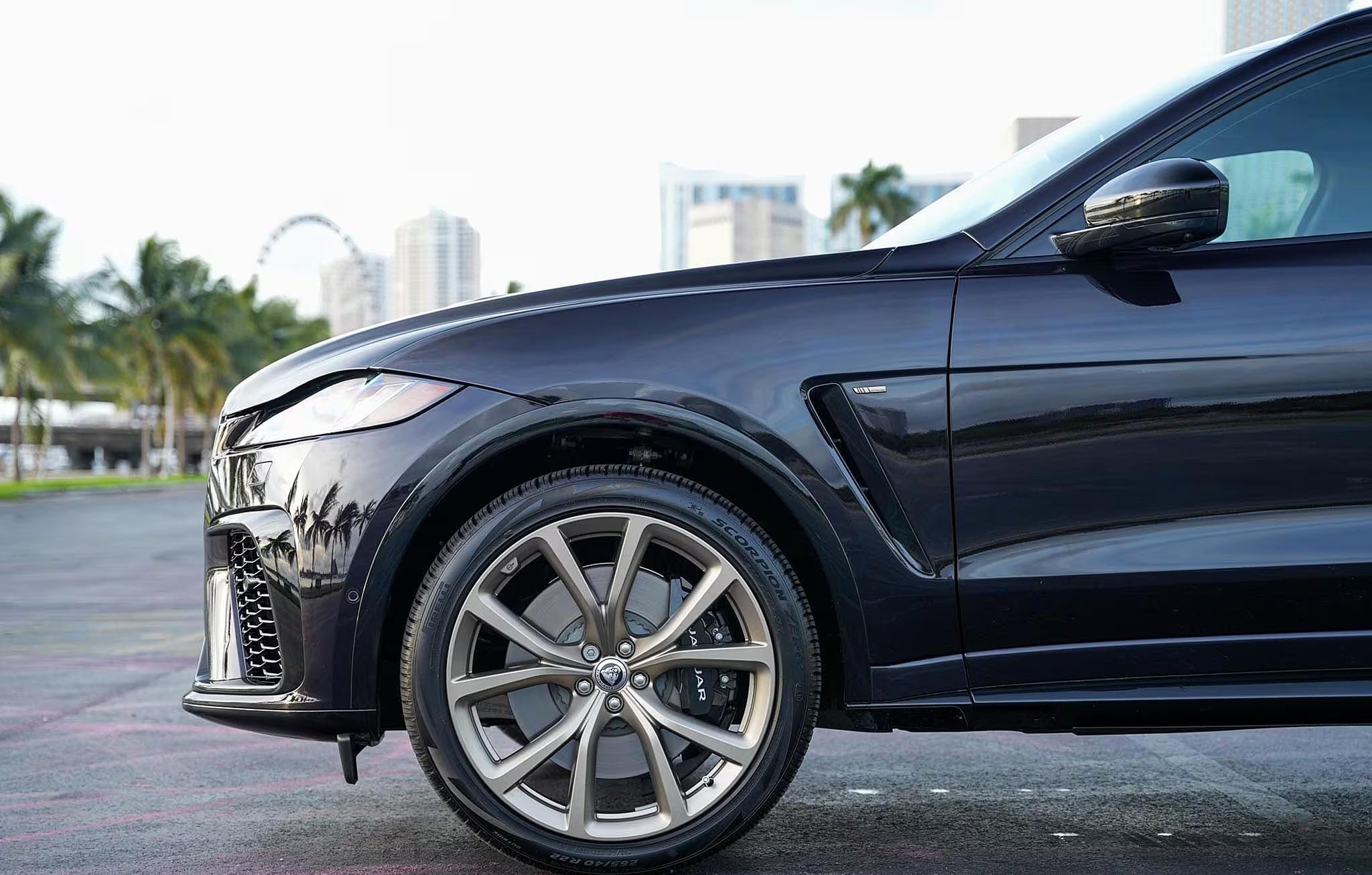2023 Jaguar F-Pace SVR Edition 1988