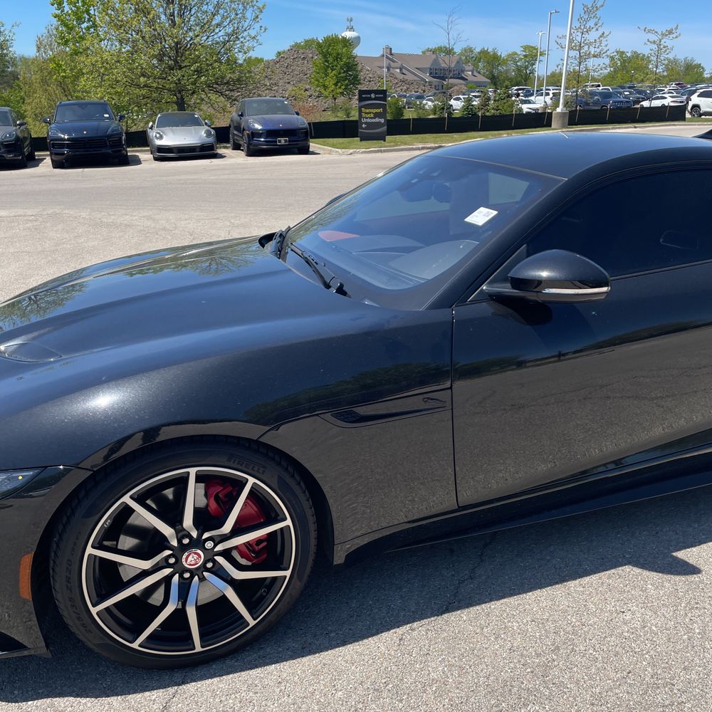 2023 Jaguar F-TYPE R