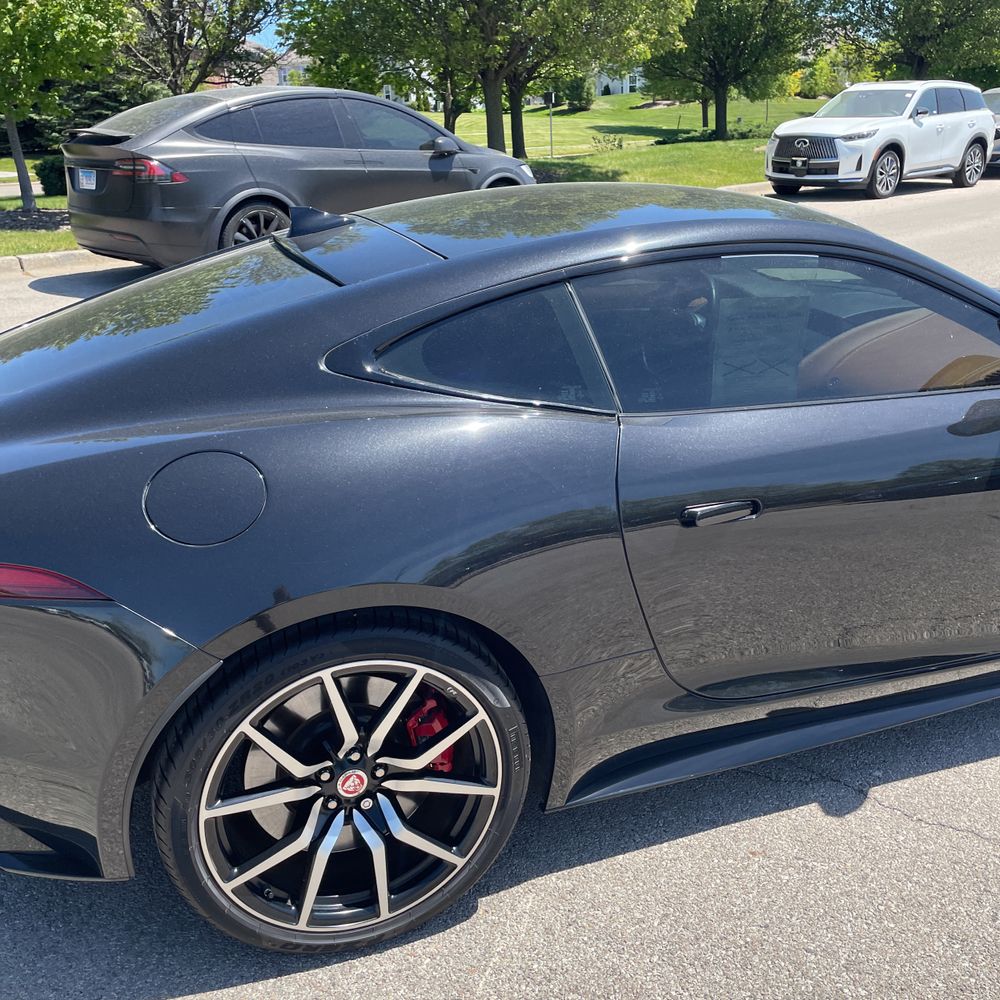2023 Jaguar F-TYPE R