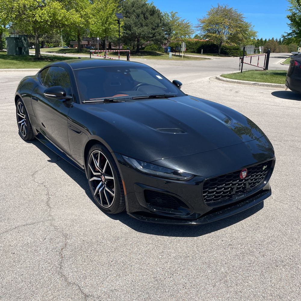 2023 Jaguar F-TYPE R