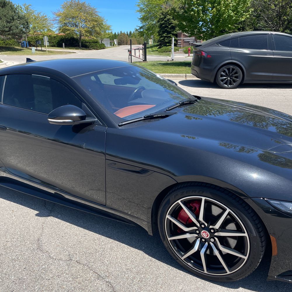 2023 Jaguar F-TYPE R
