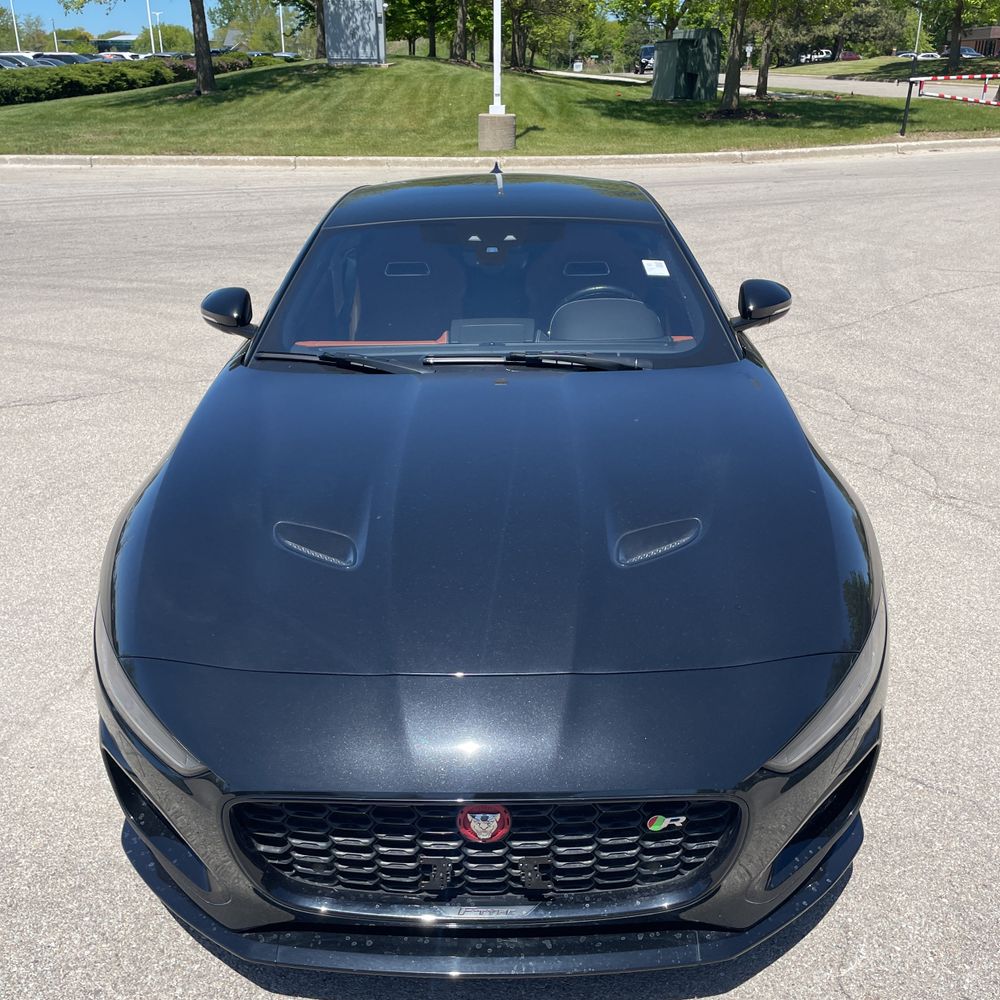 2023 Jaguar F-TYPE R