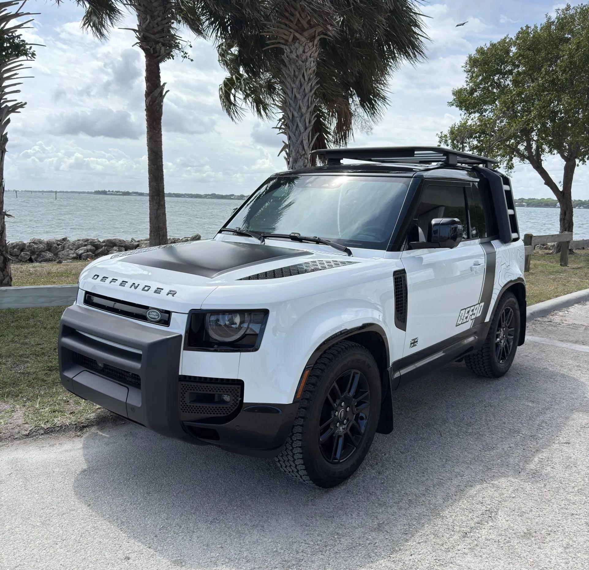 2023 Land Rover Defender 90 Trophy Edition