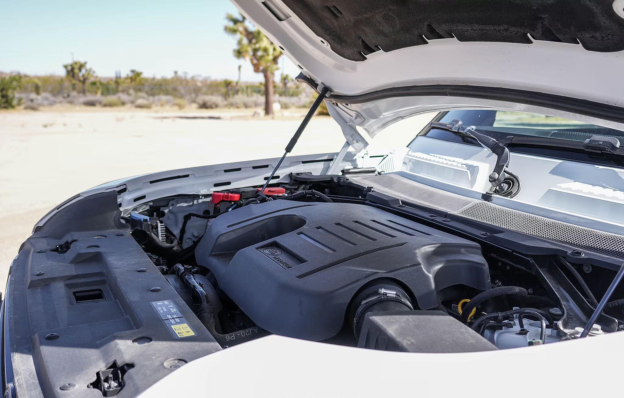 2023 Land Rover Defender 90 X-Dynamic SE Trophy Edition