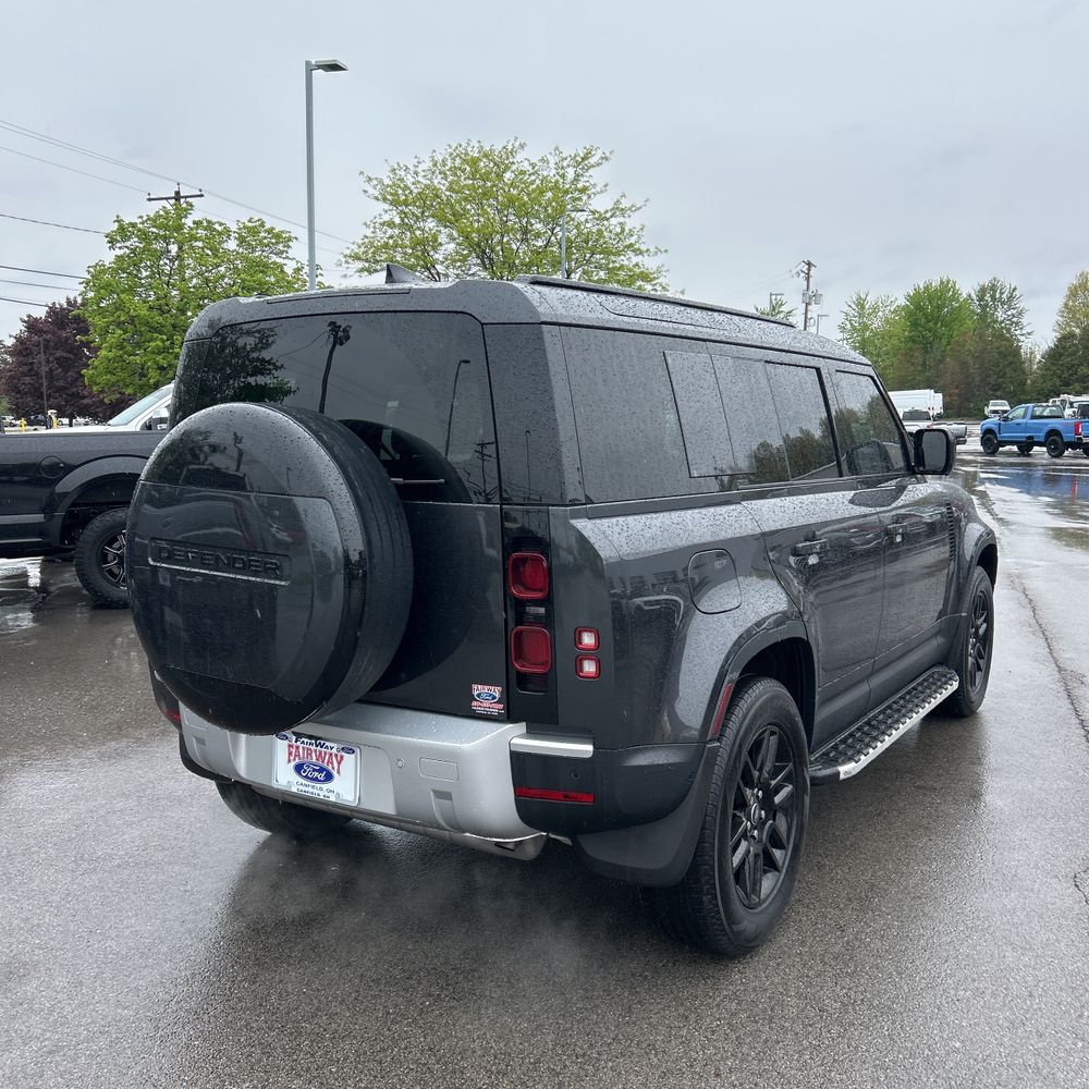 2025 Land Rover Defender 110 P300 S