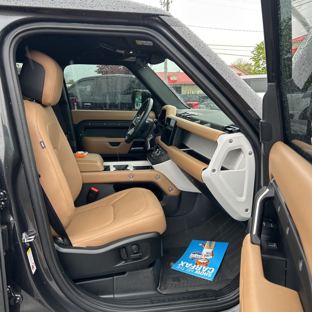 2025 Land Rover Defender 110 P300 S