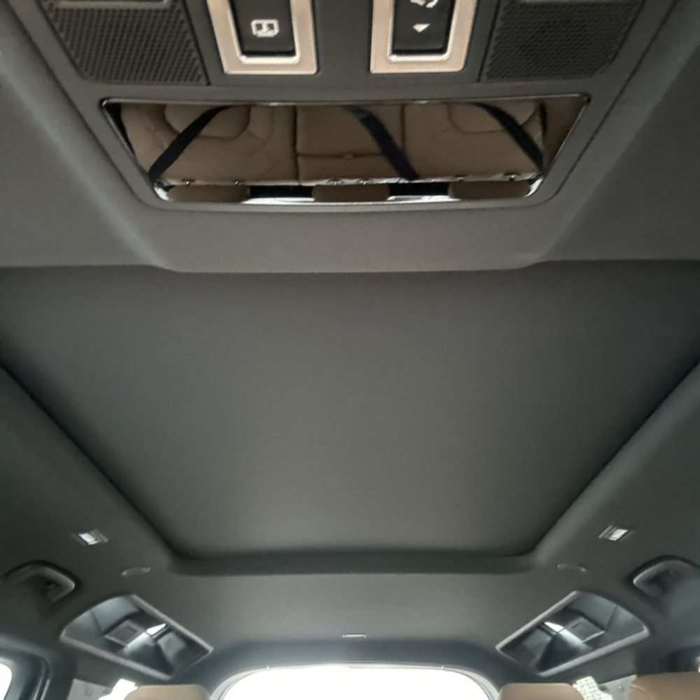 2025 Land Rover Defender 110 P300 S