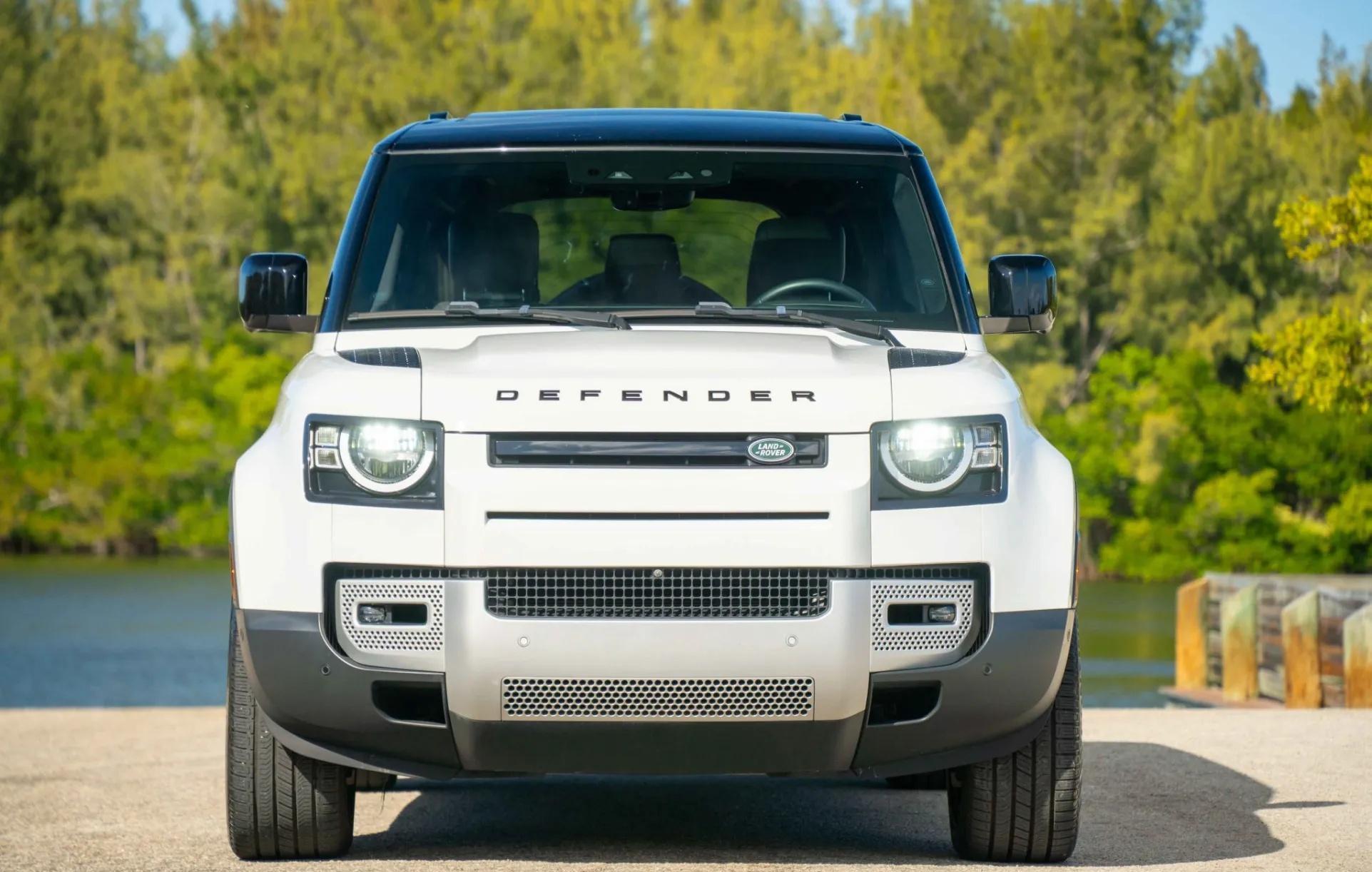 2023 Land Rover Defender 110 S