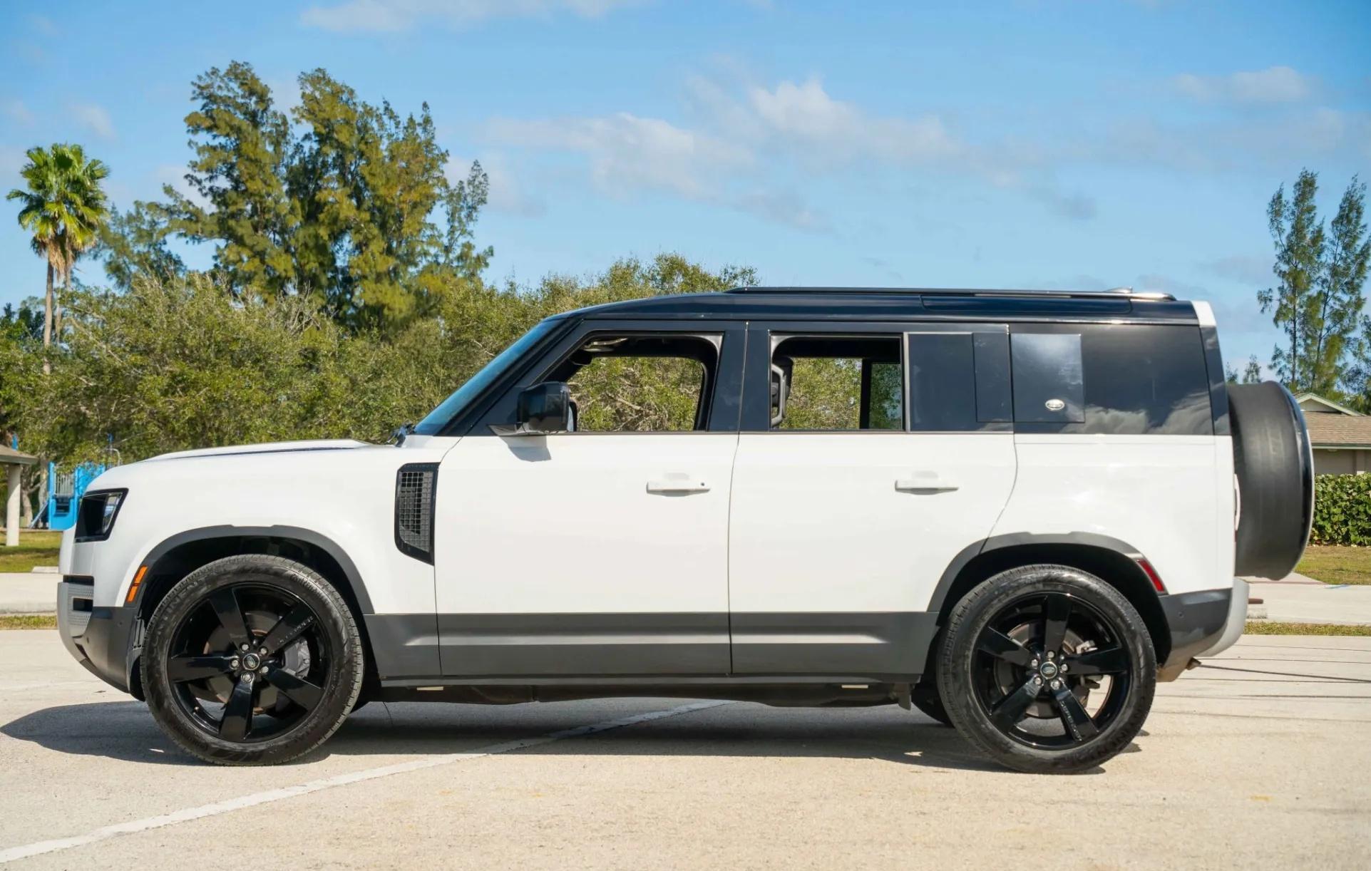 2023 Land Rover Defender 110 S