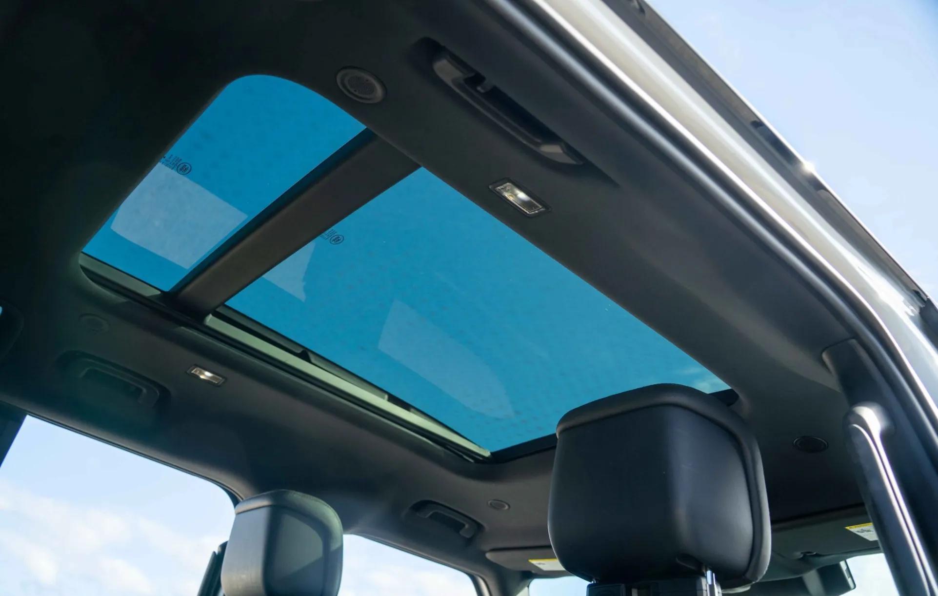 2023 Land Rover Defender 110 S