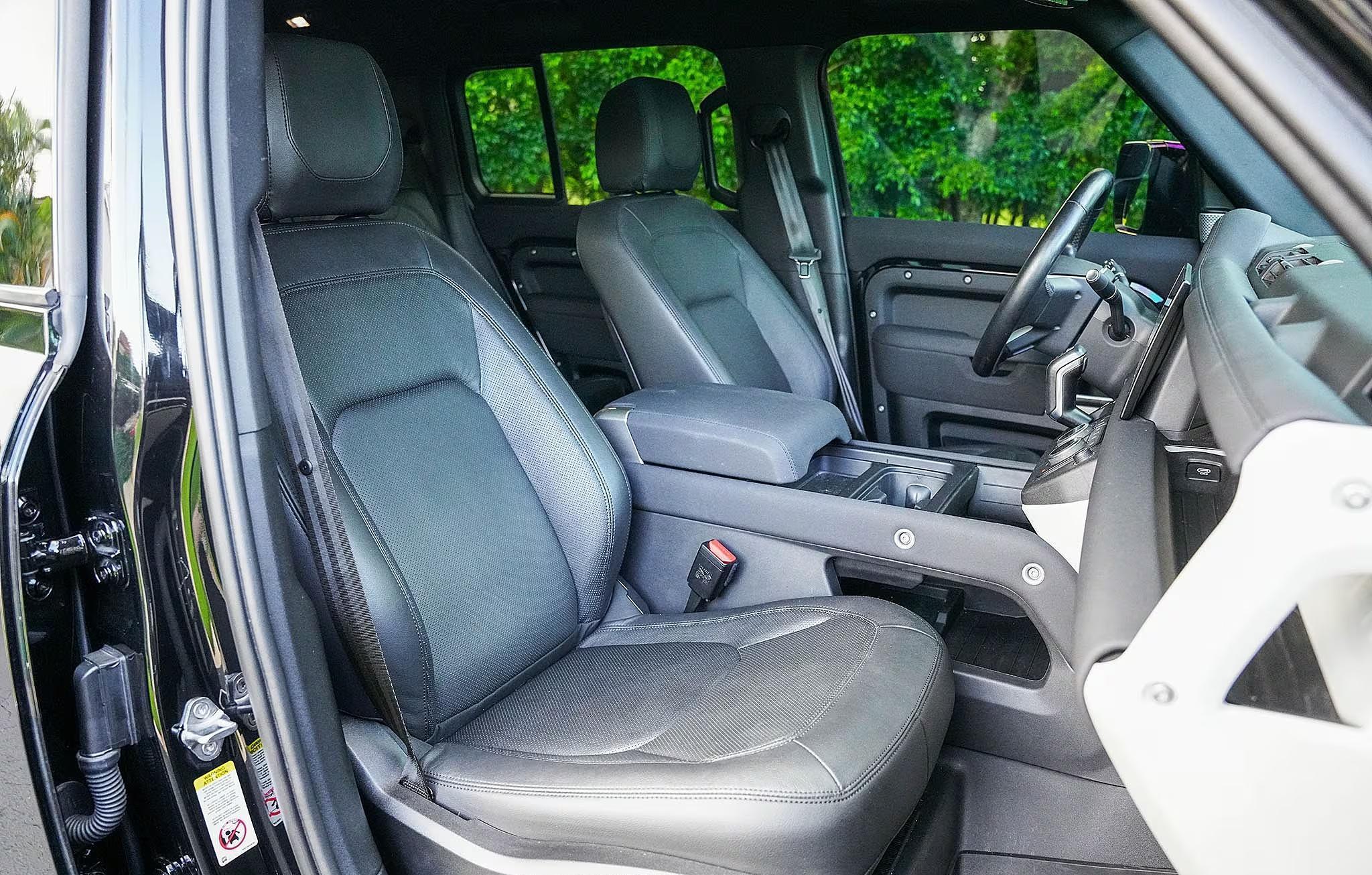 2023 Land Rover Defender 130 SE Trophy Edition