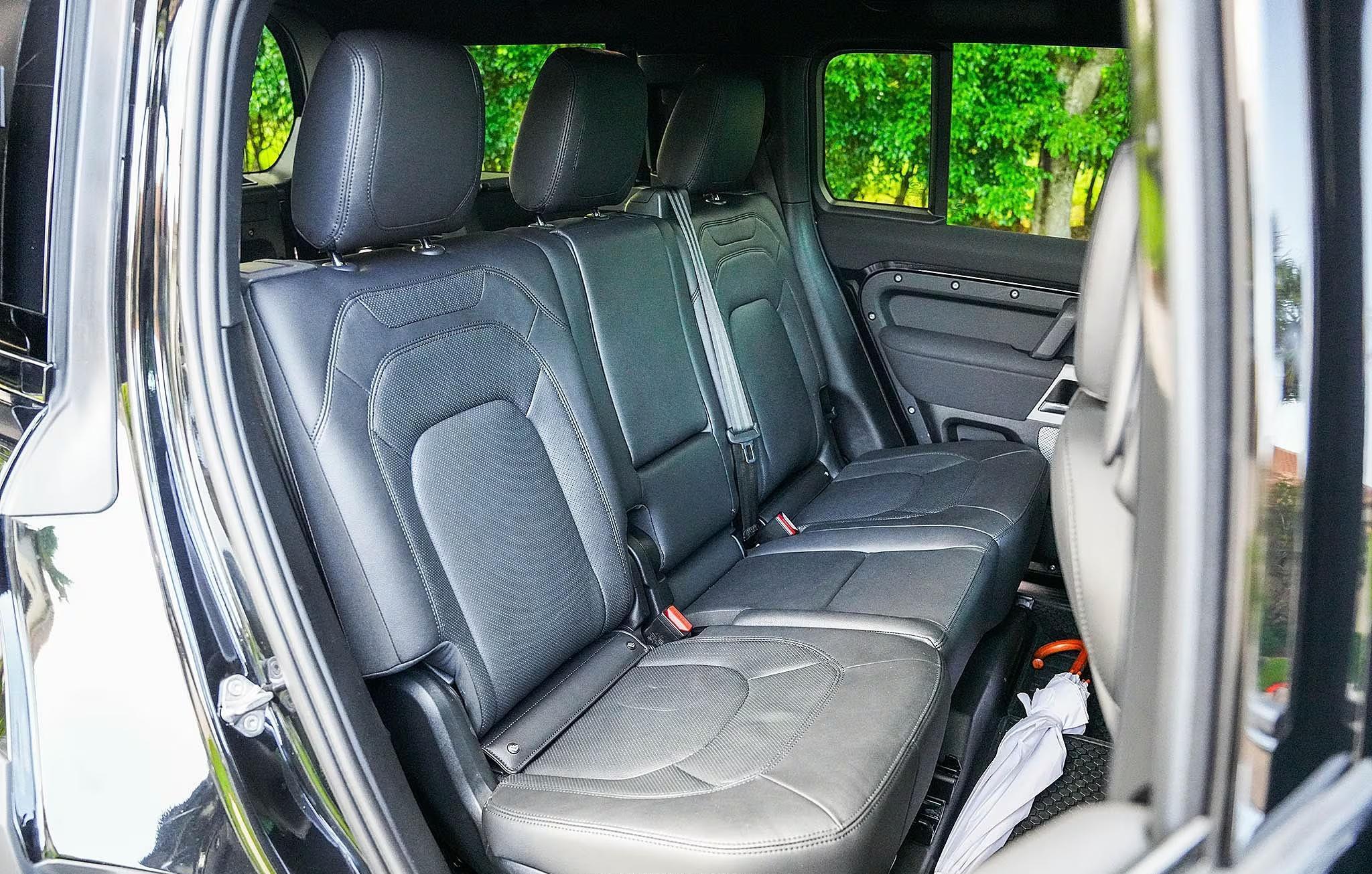 2023 Land Rover Defender 130 SE Trophy Edition