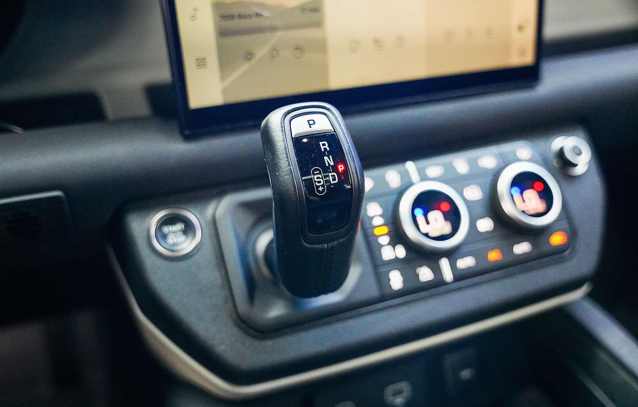 2023 Land Rover Defender 130 SE Trophy Edition