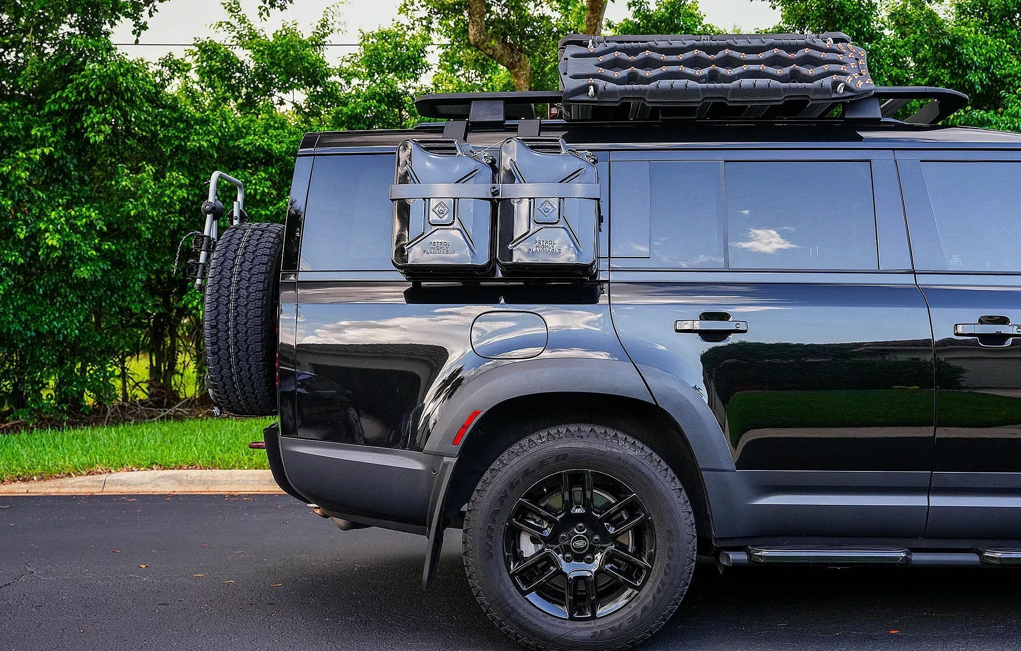 2023 Land Rover Defender 130 SE Trophy Edition