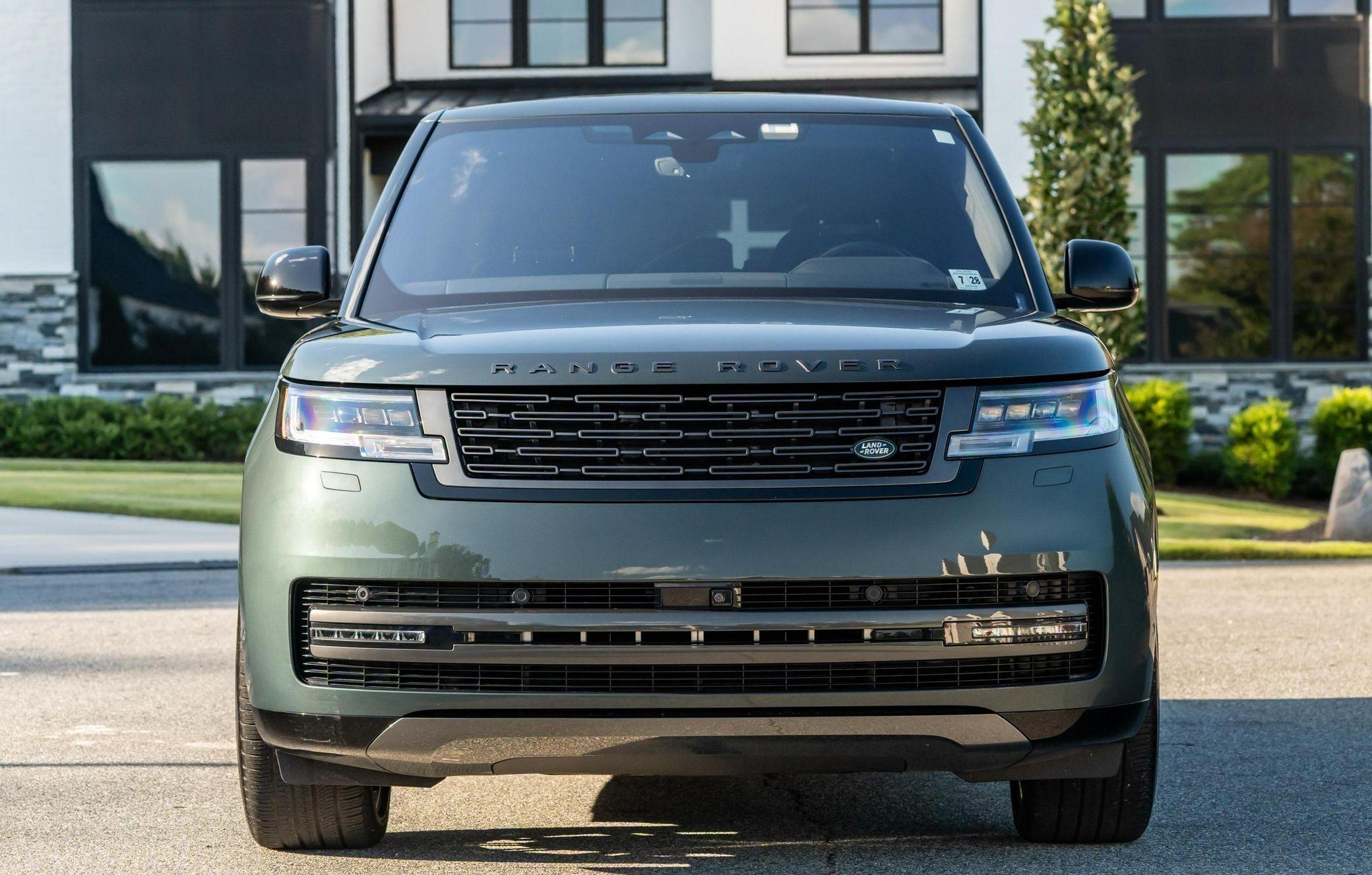 2023 Land Rover Range Rover P530 SE