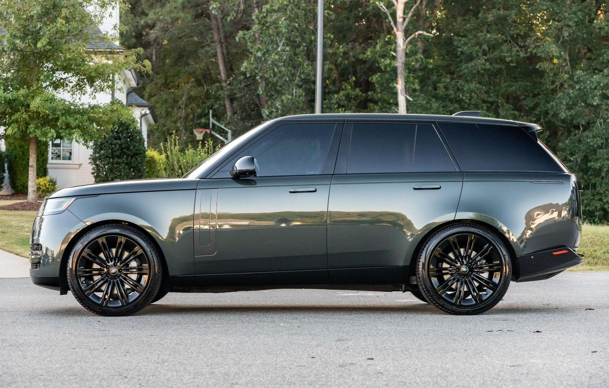 2023 Land Rover Range Rover P530 SE