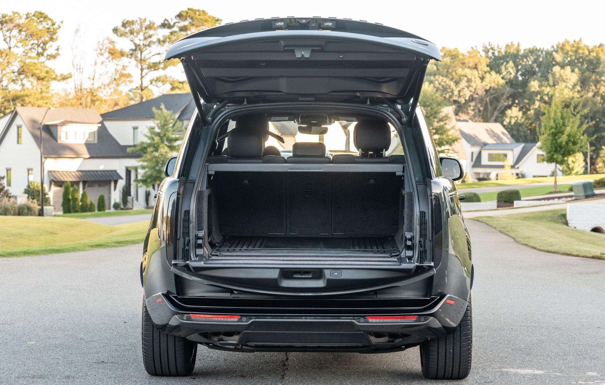 2023 Land Rover Range Rover P530 SE
