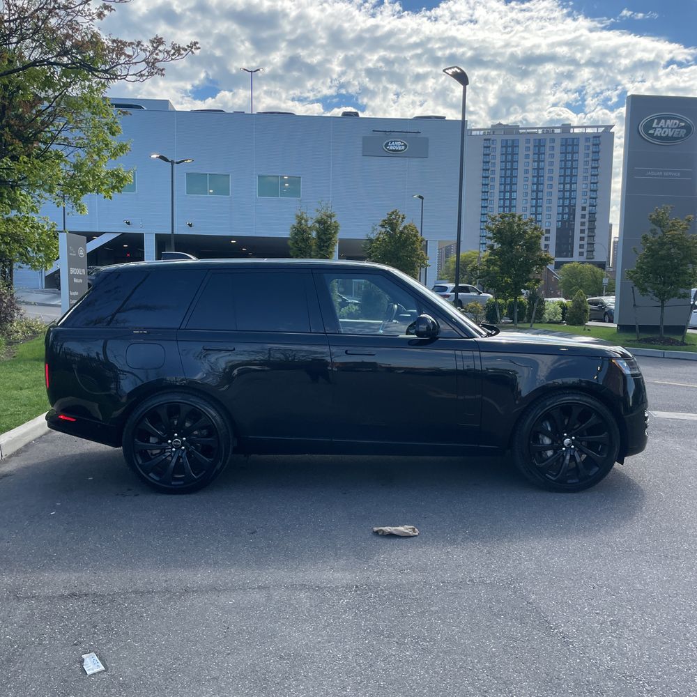 2023 Land Rover Range Rover P400 SE