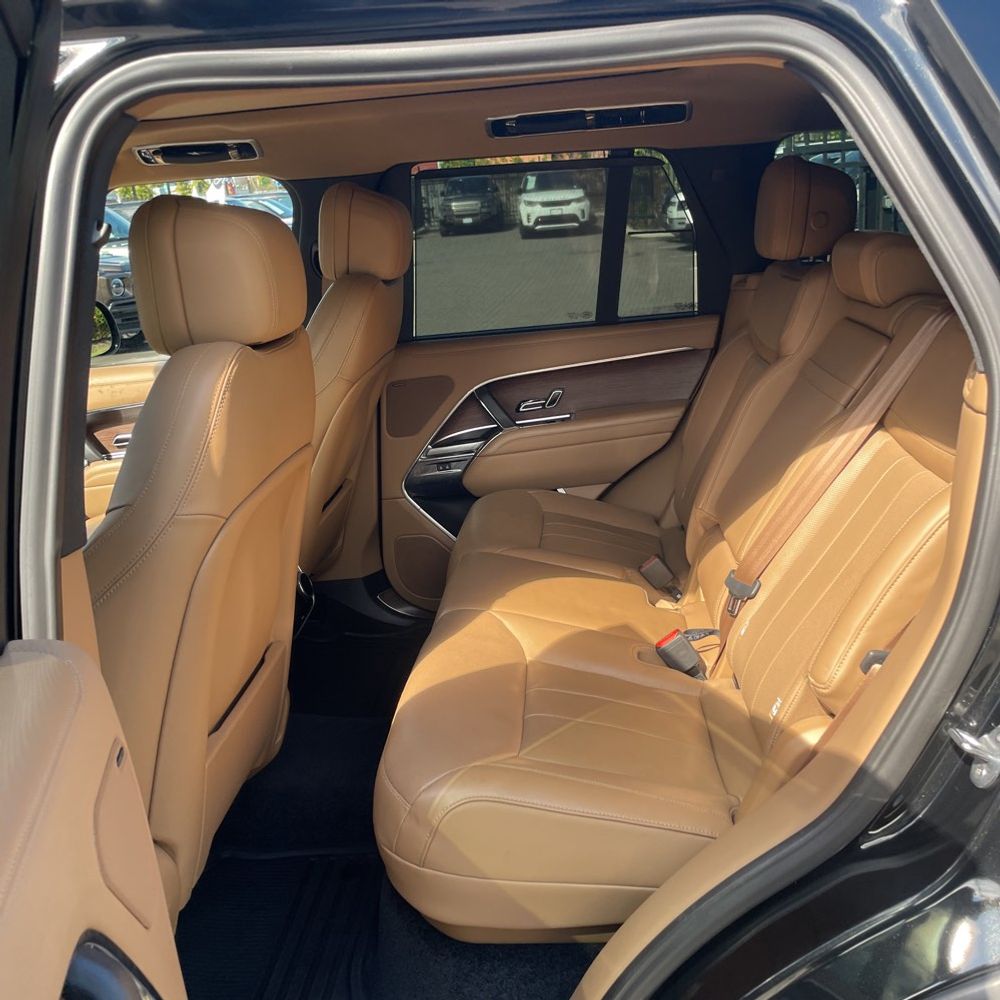 2023 Land Rover Range Rover P400 SE