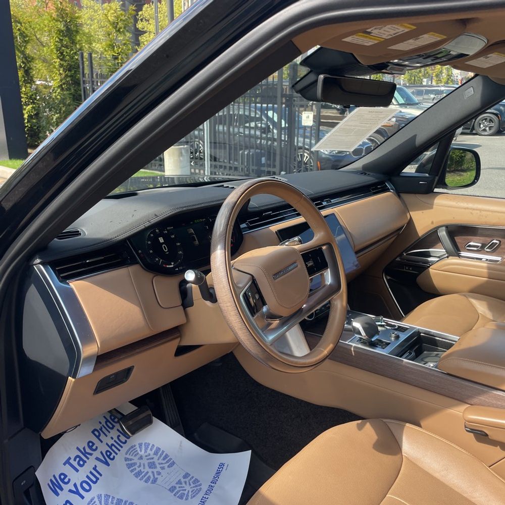 2023 Land Rover Range Rover P400 SE