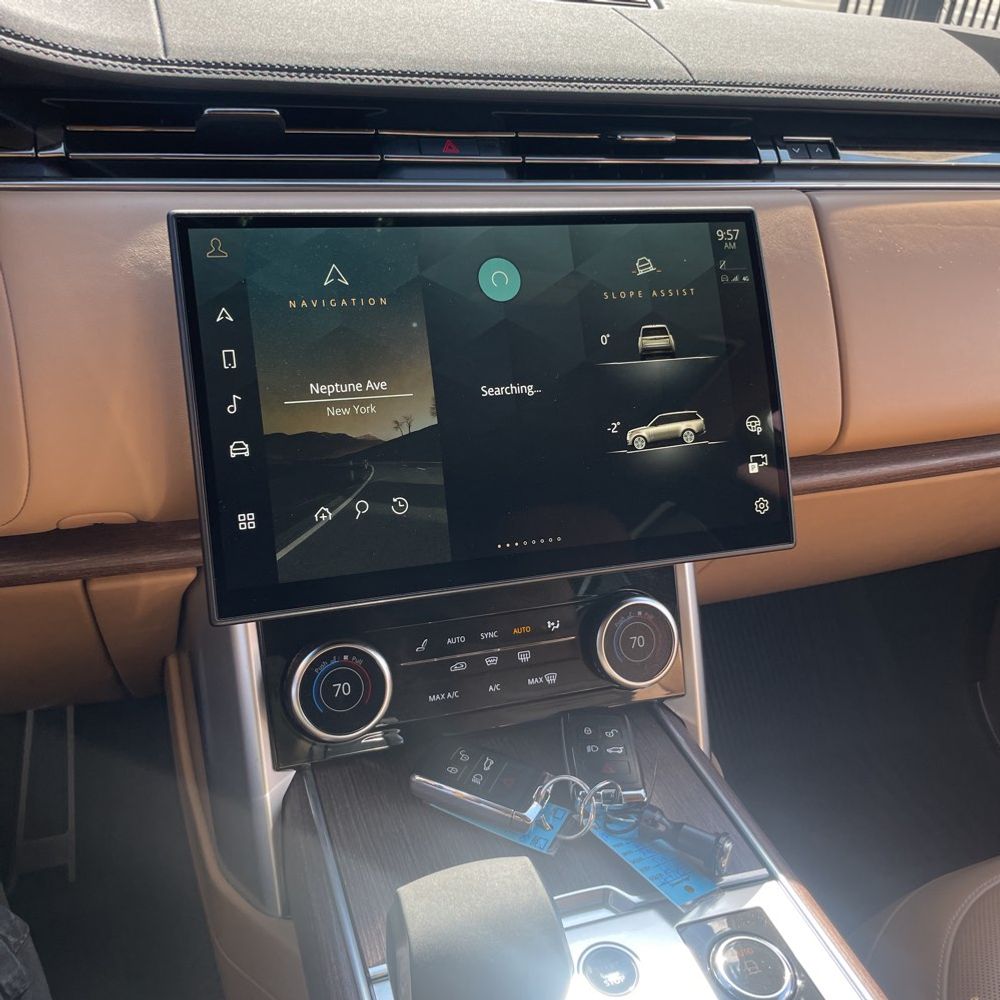 2023 Land Rover Range Rover P400 SE