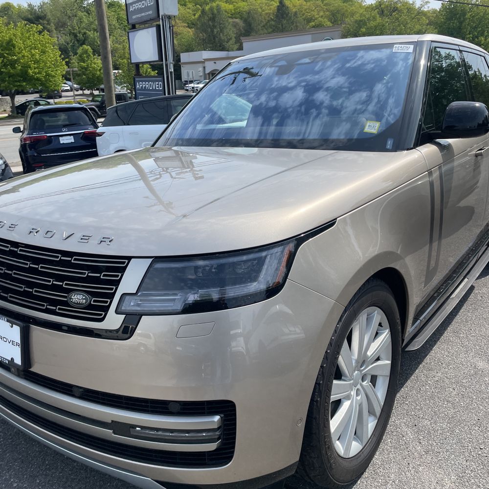 2023 Land Rover Range Rover P400 SE