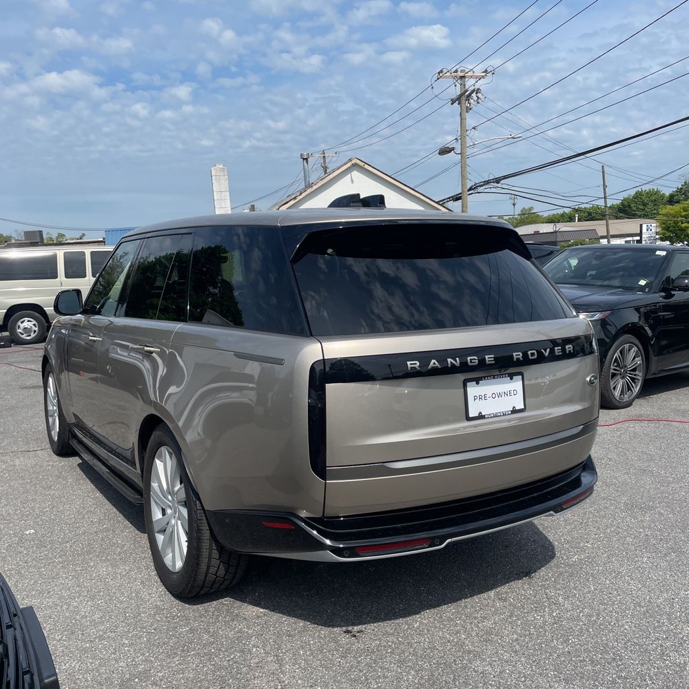 2023 Land Rover Range Rover P400 SE