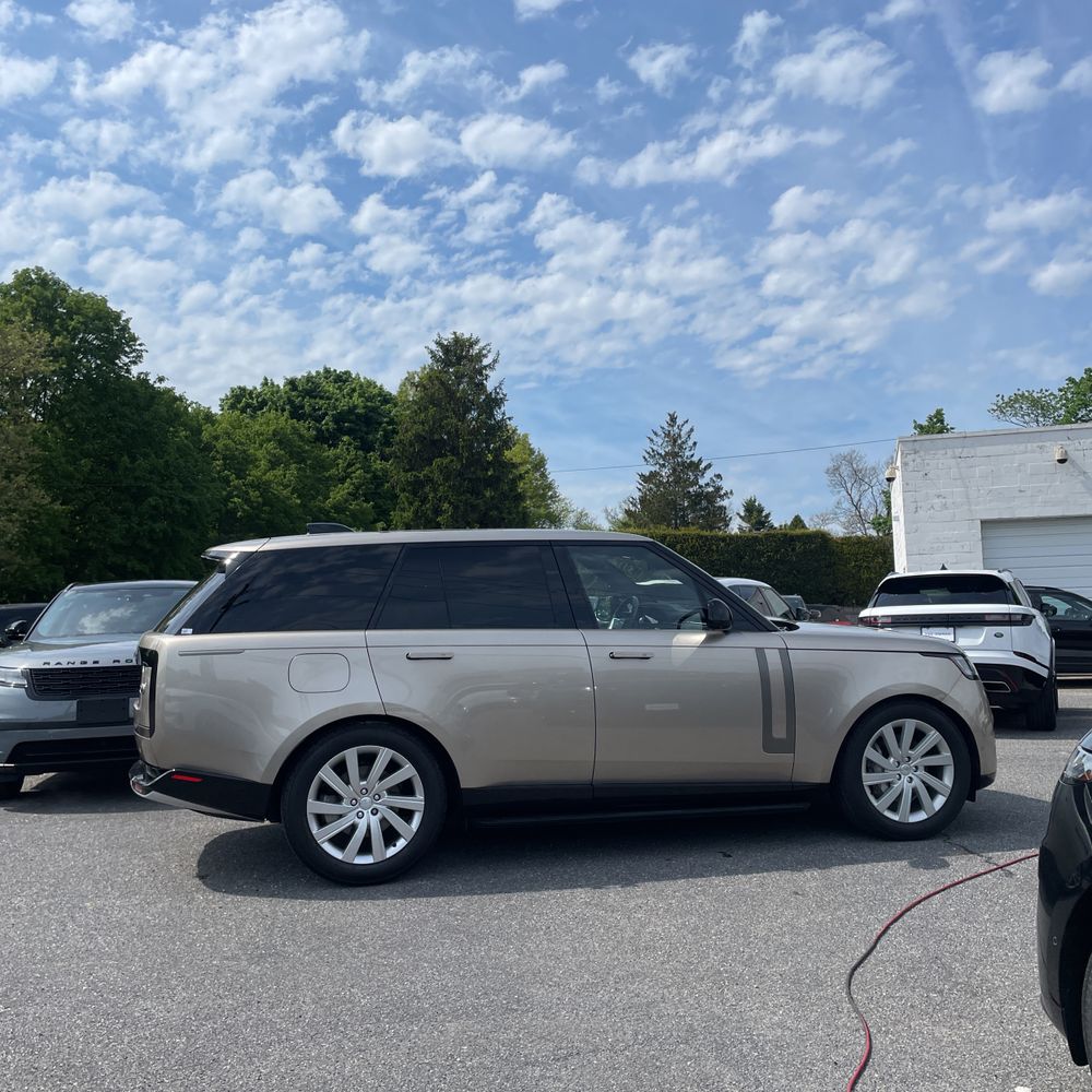 2023 Land Rover Range Rover P400 SE