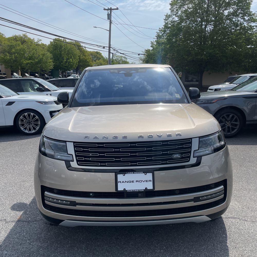 2023 Land Rover Range Rover P400 SE