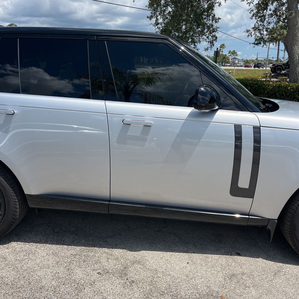 2025 Land Rover Range Rover P400 SE