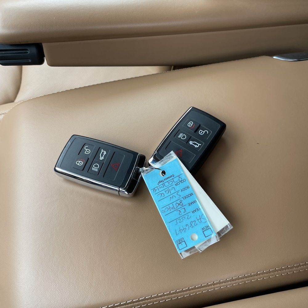 2025 Land Rover Range Rover P400 SE