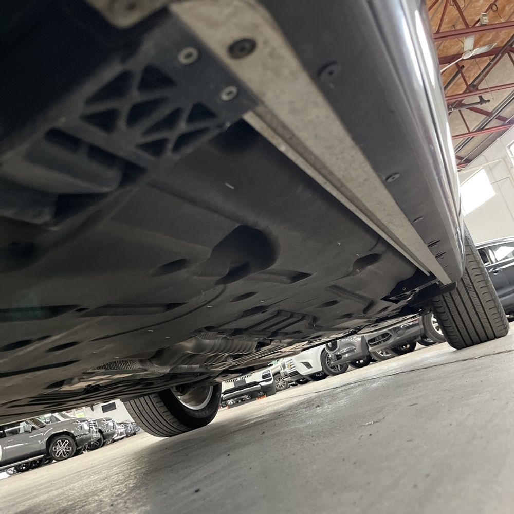 2024 Land Rover Range Rover P400 SE LWB