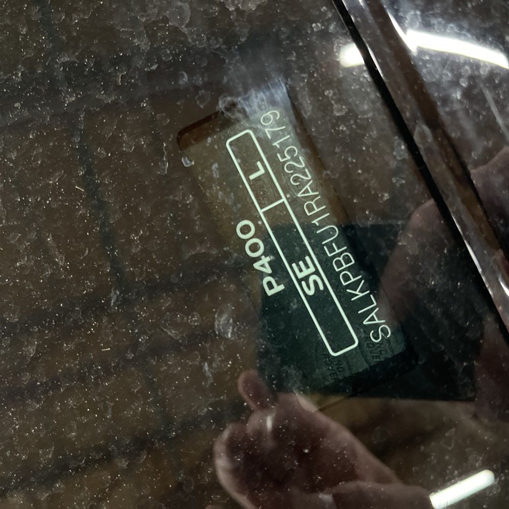 2024 Land Rover Range Rover P400 SE LWB