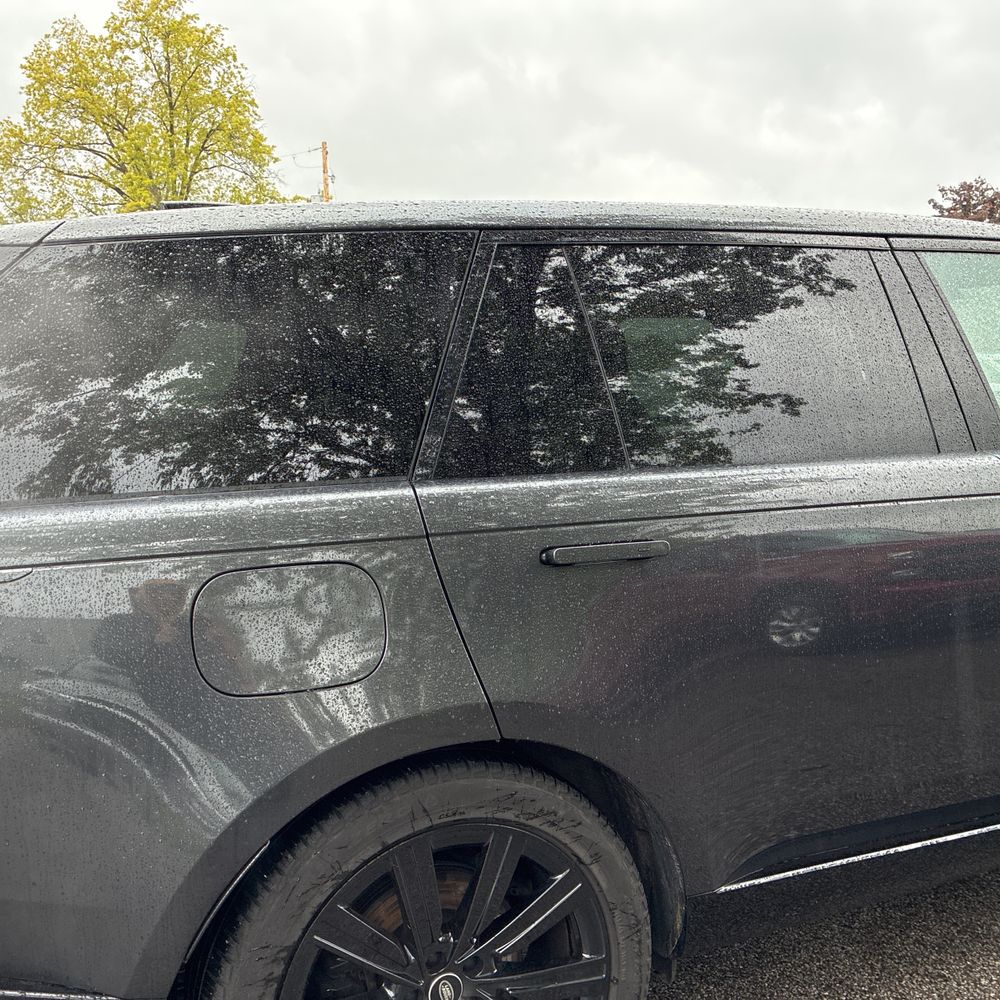 2023 Land Rover Range Rover P400 SE LWB