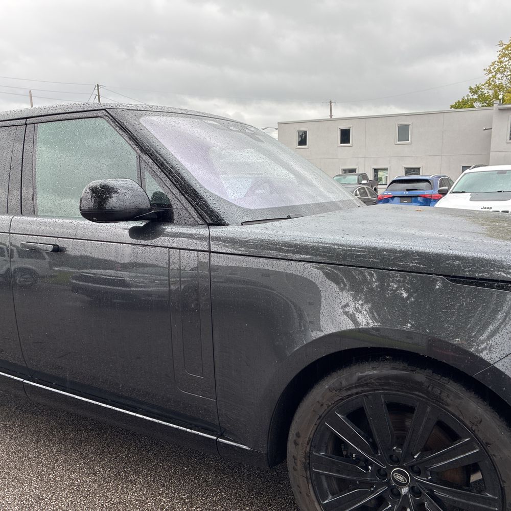 2023 Land Rover Range Rover P400 SE LWB