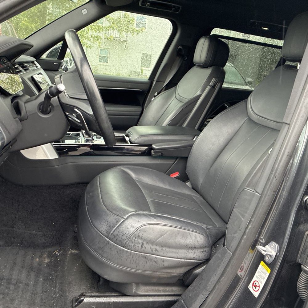 2023 Land Rover Range Rover P400 SE LWB