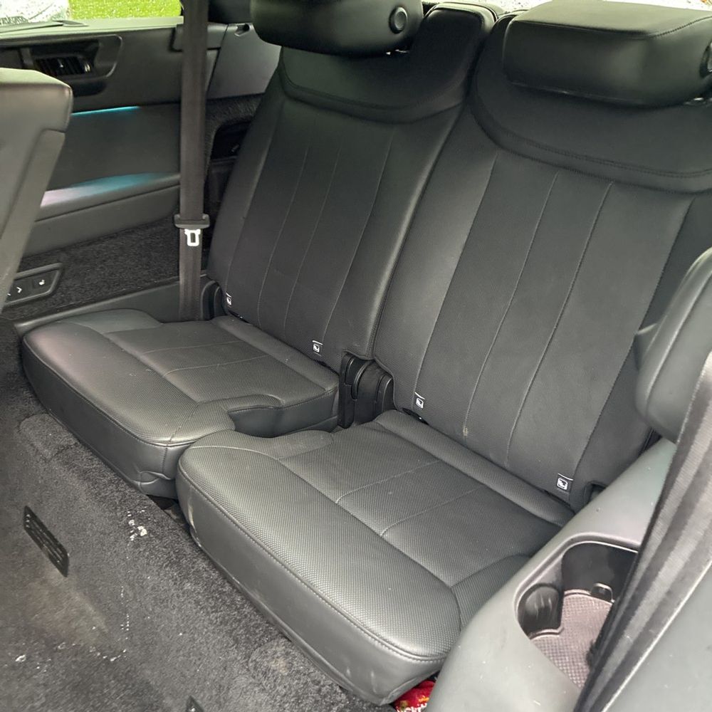 2023 Land Rover Range Rover P400 SE LWB