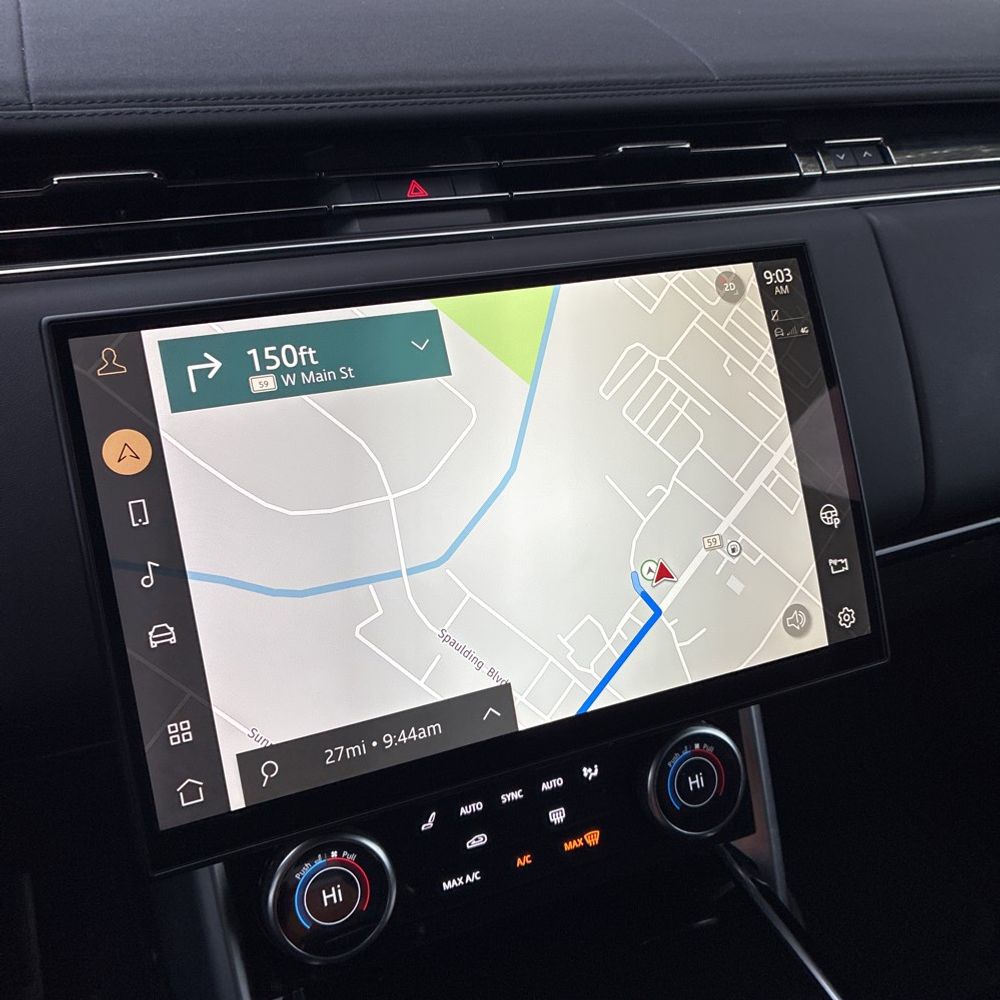 2023 Land Rover Range Rover P400 SE LWB