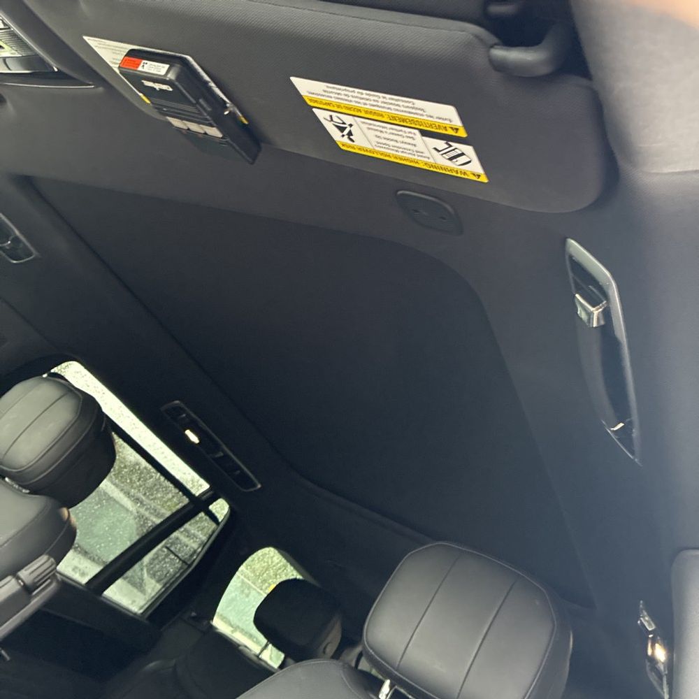2023 Land Rover Range Rover P400 SE LWB